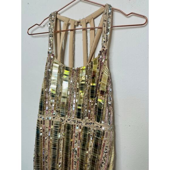 NWT MAC DUGGAL Nude Silver Halter Neck Embellished Detailed Back Metallic Gown 4 - Picture 6 of 16